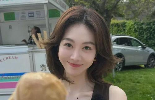 娱乐吃瓜酱喊小姨,揭秘娱乐圈温馨亲情瞬间  第3张