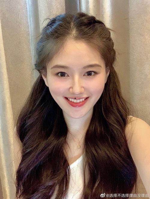 网红吃瓜视频,揭秘娱乐圈幕后真相 第2张 网红吃瓜视频,揭秘娱乐圈幕后真相 第2张