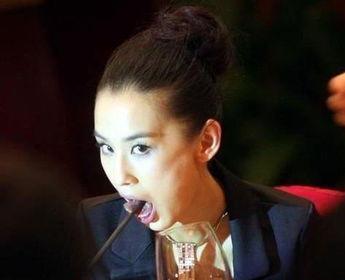 娱乐圈吃羊角瓜的女明星,娱乐圈女神羊角瓜美食秀  第2张