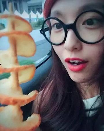 娱乐吃瓜酱女生被拐,揭秘女生被拐背后的惊人真相 第3张 娱乐吃瓜酱女生被拐,揭秘女生被拐背后的惊人真相 第3张