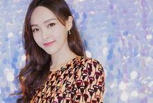 娱乐吃瓜酱精修,揭秘娱乐圈幕后真相，带你领略明星们的真实生活  第2张