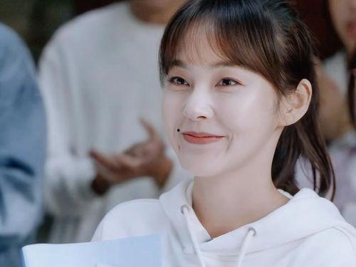 爆料娱乐圈张佳宁是谁,揭秘她的成名之路与璀璨星途  第3张