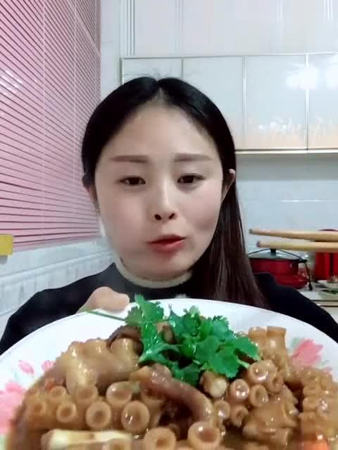 娱乐吃瓜酱章鱼,揭秘娱乐圈那些不为人知的幕后故事  第3张