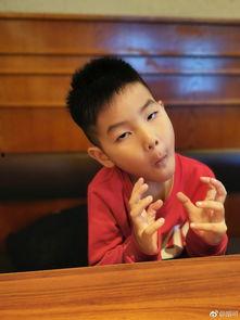 乌鸦爆料小鱼儿视频,小鱼儿视频幕后真相大揭秘  第3张